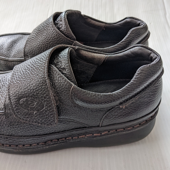 PROPET men's brown leather shoes - Picture 7 of 11